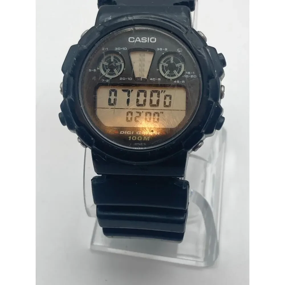 VTG Rare Casio Digi Graph Display DGW-30 Digital Men's Sport Watch WR Chrono